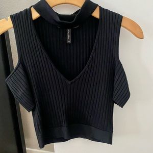 BCBGMAXAZRIA Crop Top- XS